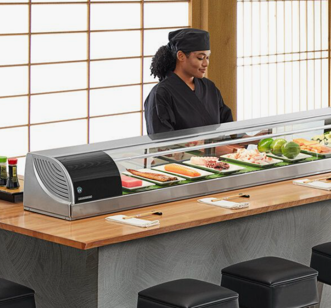 Como as vitrines de sushi mantêm o frescor dos ingredientes?