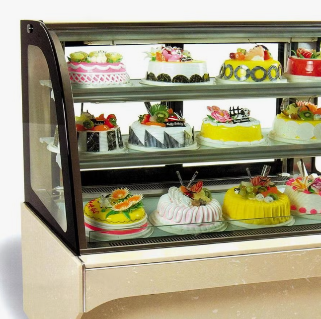 Vitrine para bolos: a vitrine certa pode aumentar as vendas de panificação em 30%?